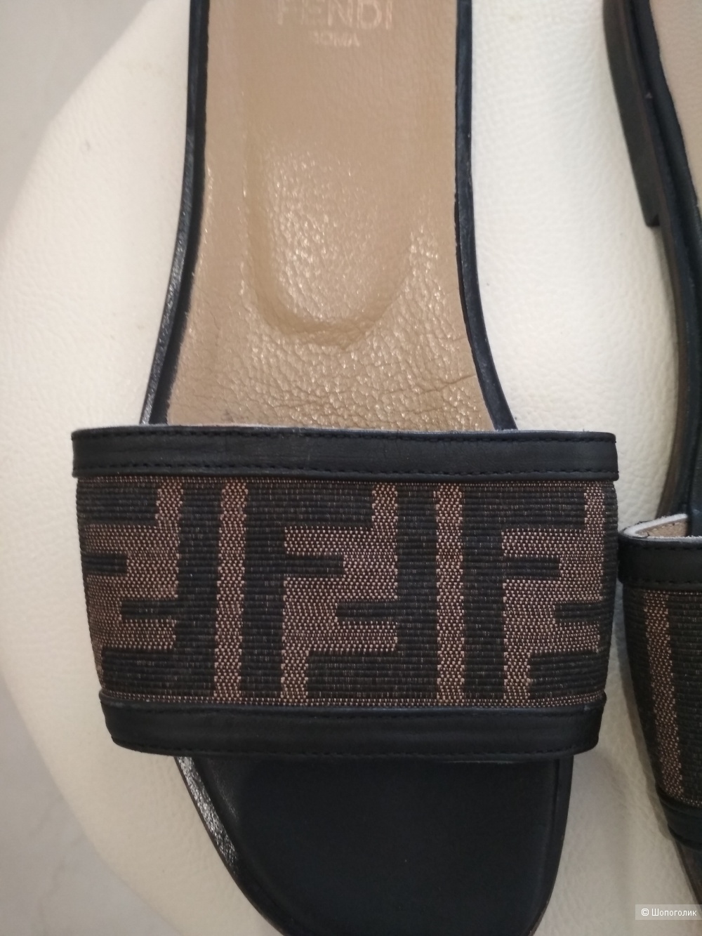 Шлепанцы Fendi, р. 38