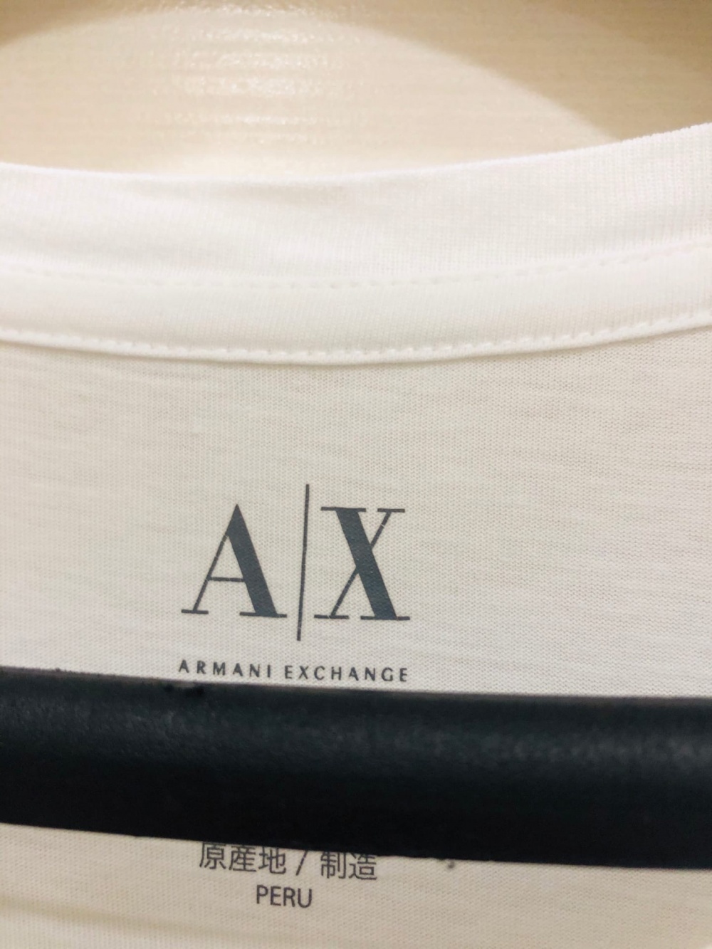 Футболка Armani Exchange. Размер S-M.