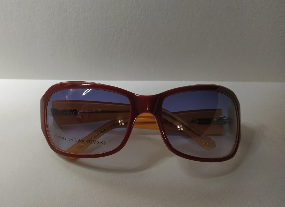 Солнцезащитные очки Vizavi с сваровски