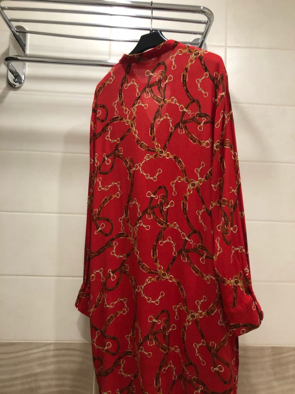 Платье Zara . Размер M-L.