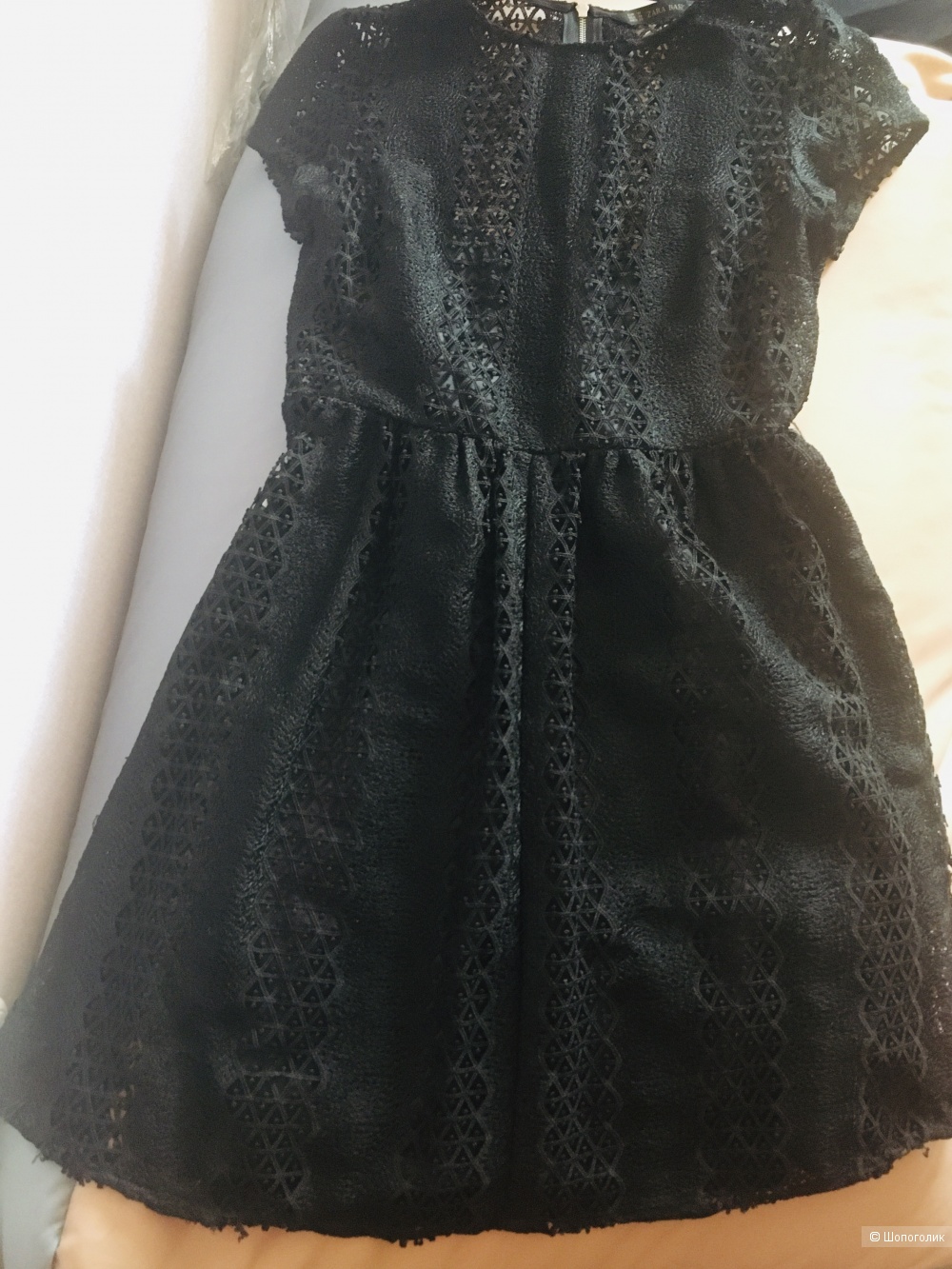 Кружевное платье Zara размер S