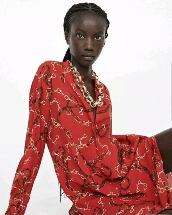 Платье Zara . Размер M-L.