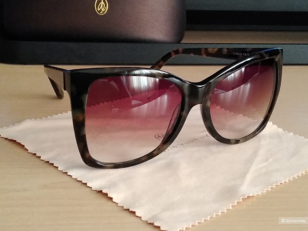 Солнцезащитные очки Valentin Yudashkin (Mod: VY36-C2).
