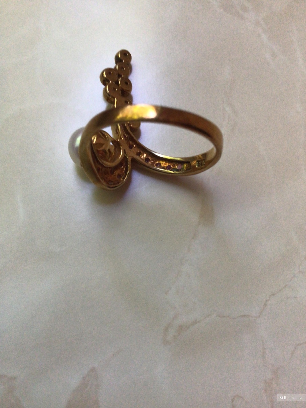 Серебряное кольцо с натуральными рубинами и жемчугом, размер 17,75