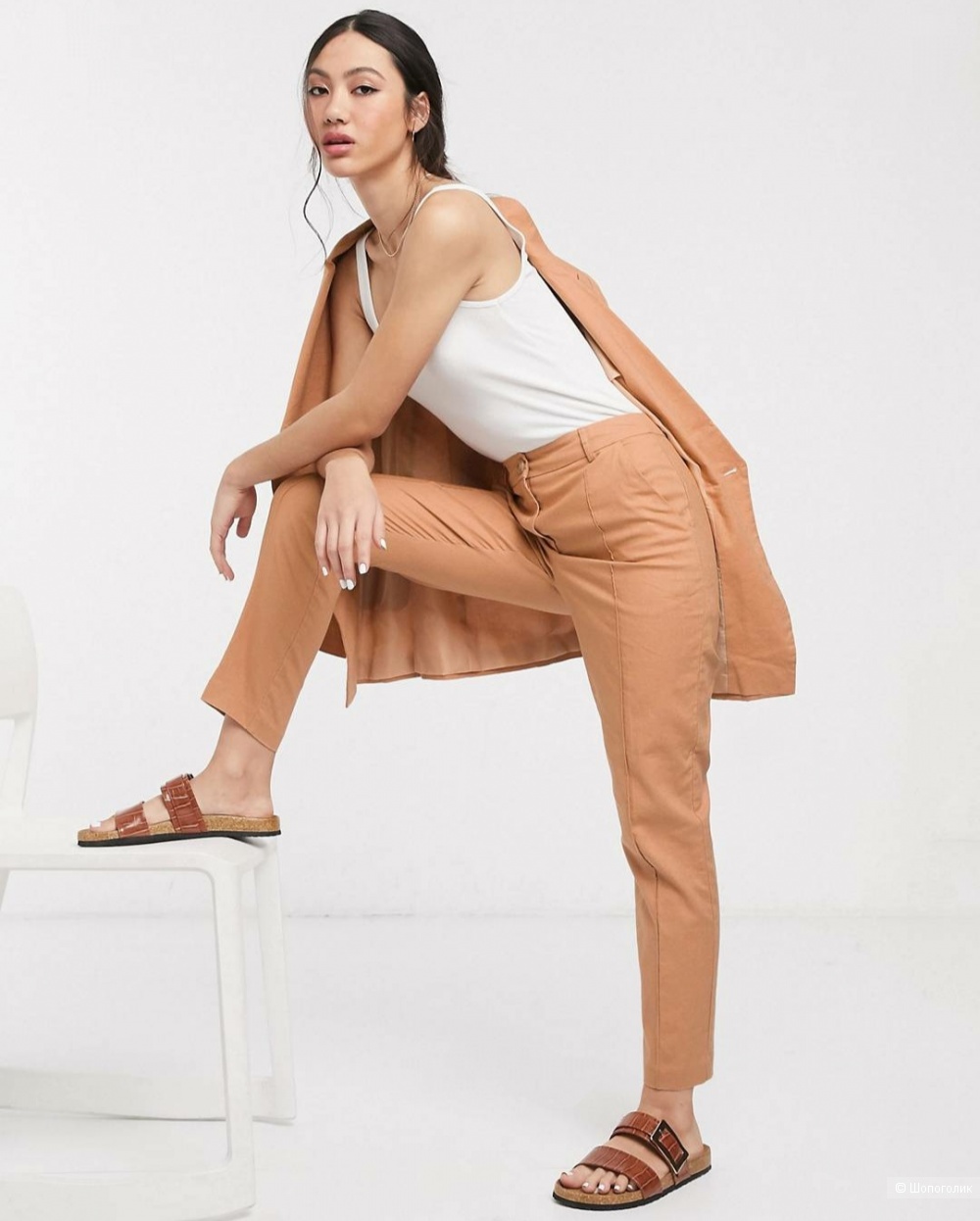 Льняные брюки ASOS DESIGN, р.44-46