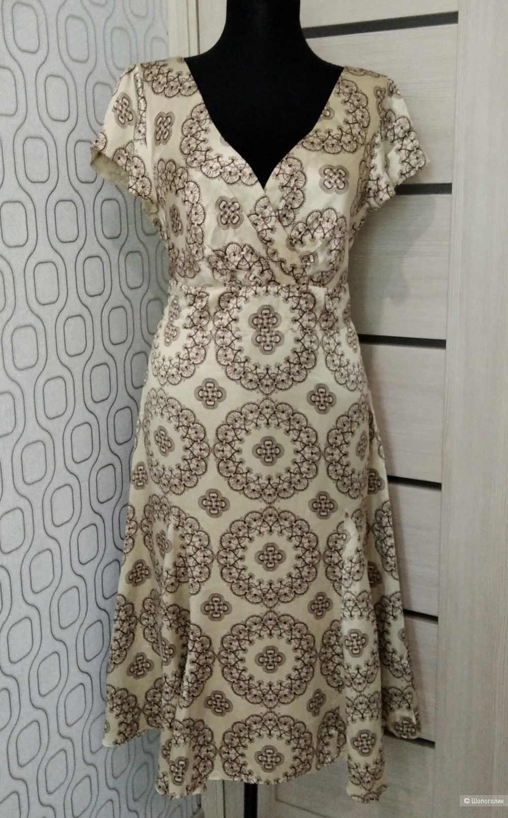 Платье LINEA,размер 44-46