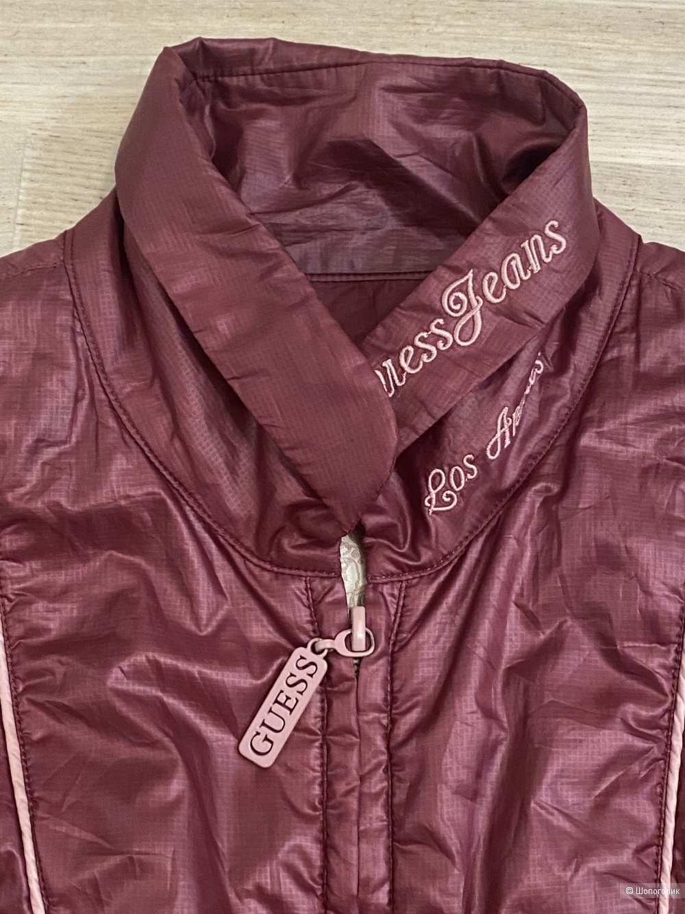 Куртка Guess, размер S.