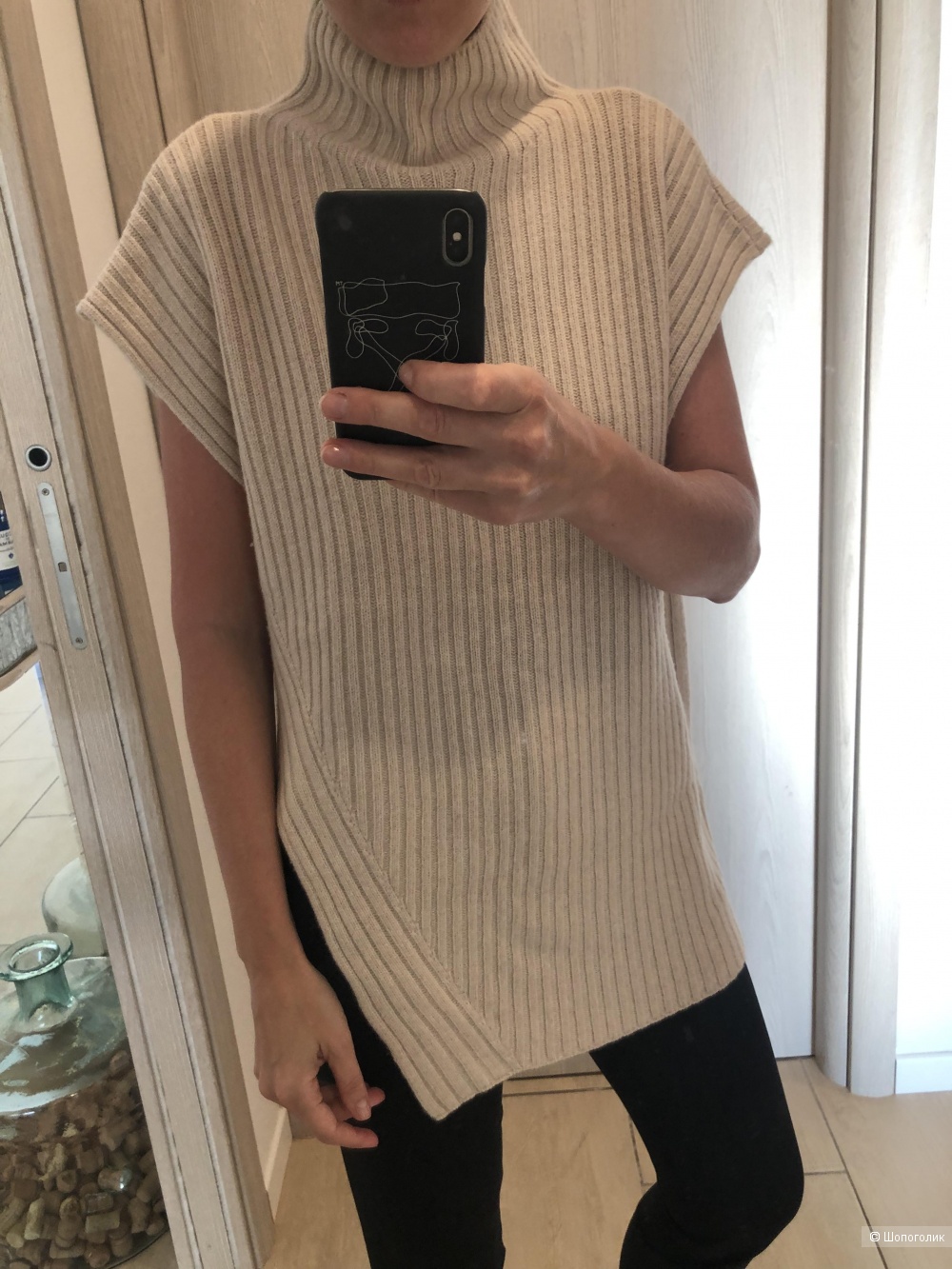 Жилет Massimo Dutti. Размер M-L.