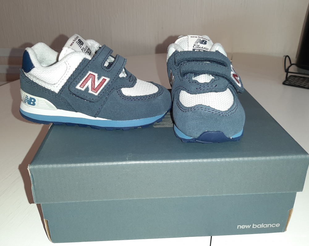 Кроссовки детские new balance 22.5