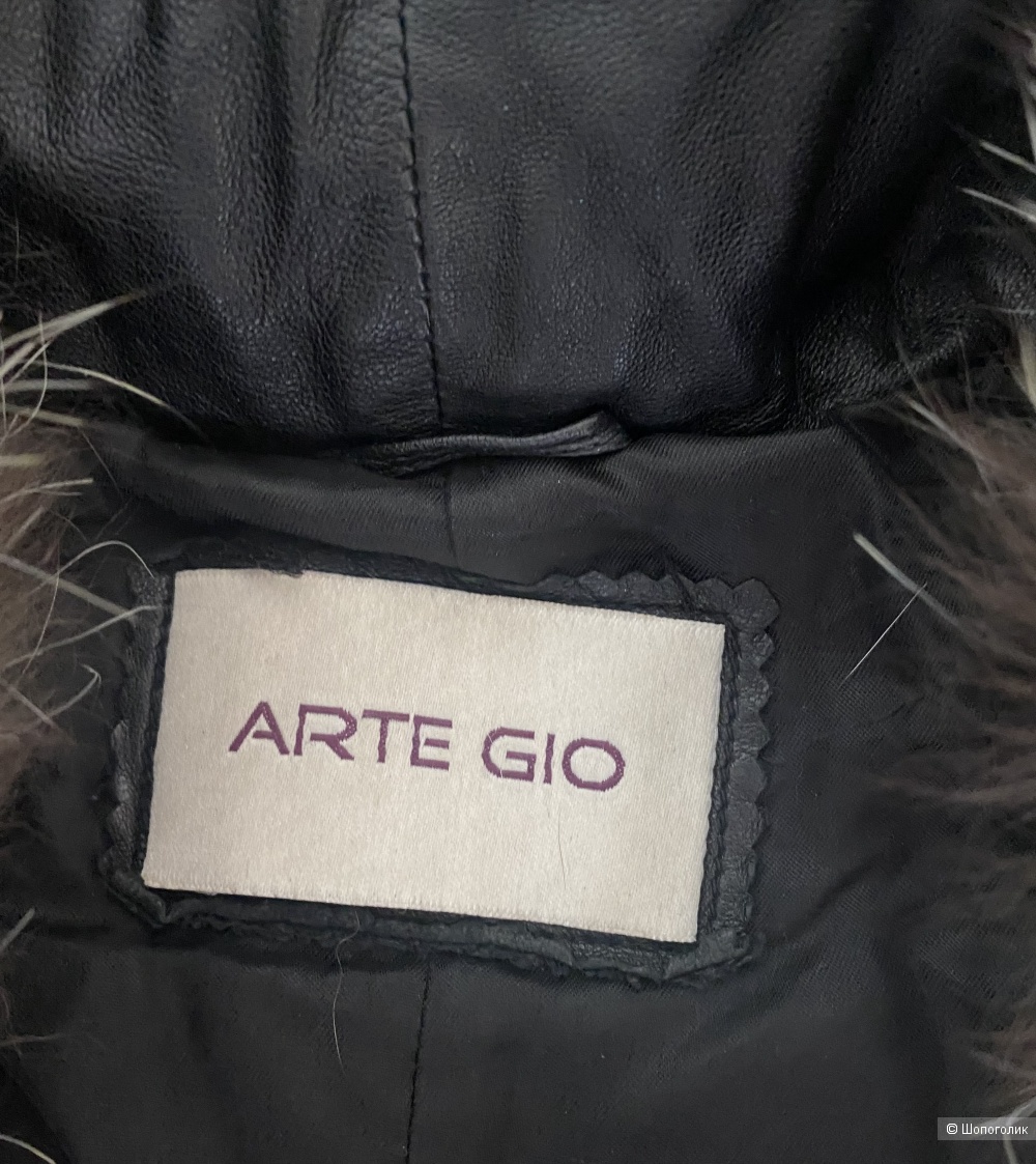 Кожаный пуховик Arte Gio, размер S.