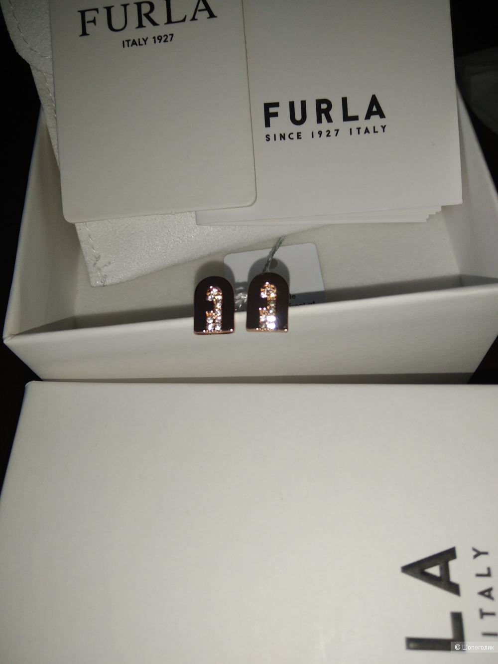 Серьги Furla.