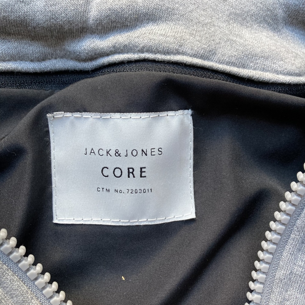 Утеплённая куртка “ Jack & Jones “,  L размер