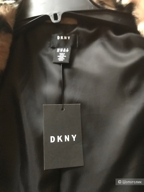 Пальто меховое DKNY, размер XS (2-4)