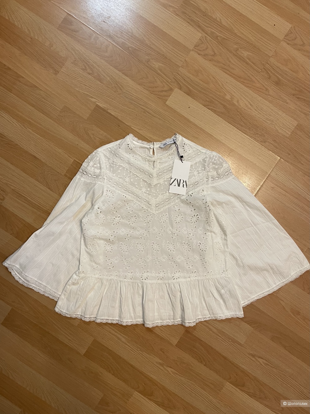 Блуза с ажурной вышивкой Zara размер S