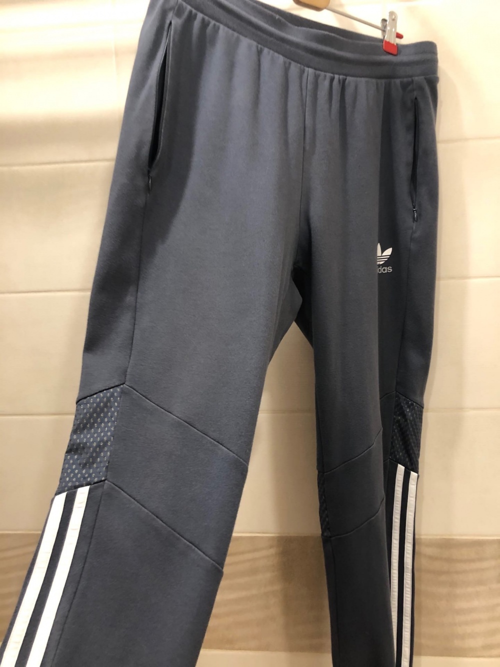 Брюки ADIDAS COMFORT 3-STRIPES.Размер L