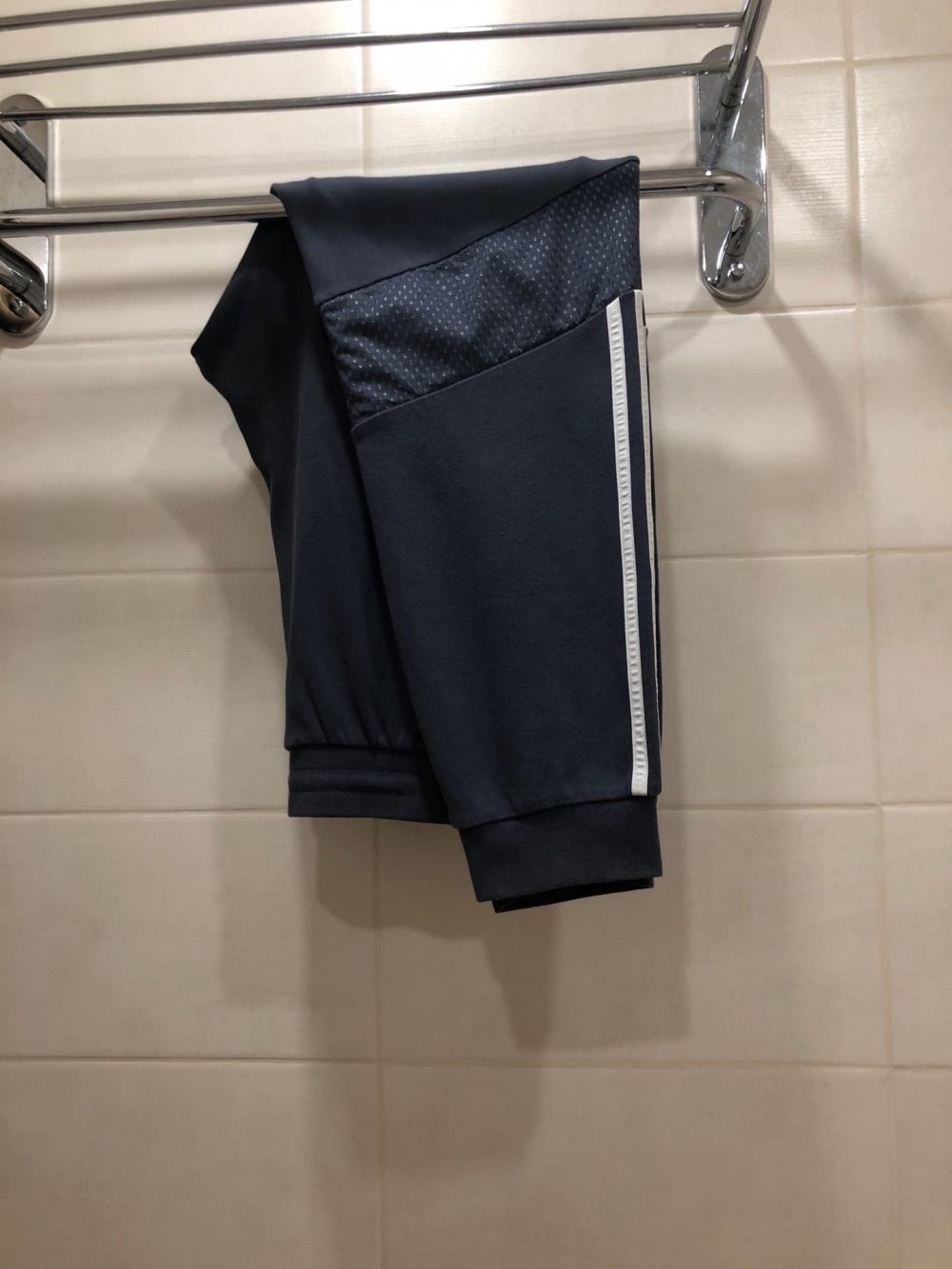 Брюки ADIDAS COMFORT 3-STRIPES.Размер L