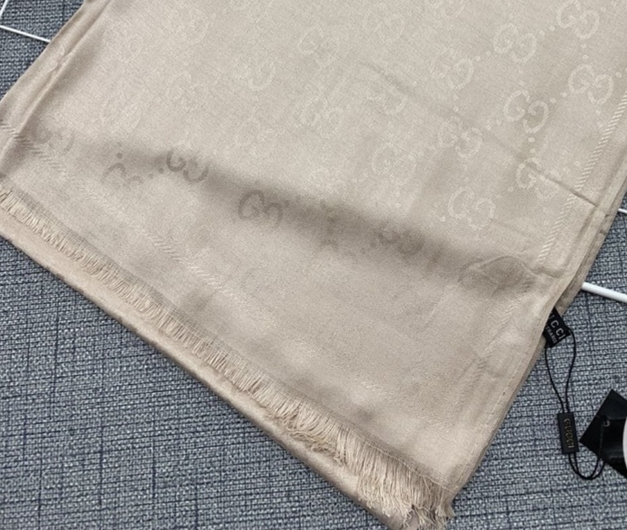 Шарф палантин Gucci GG logo, 80/180