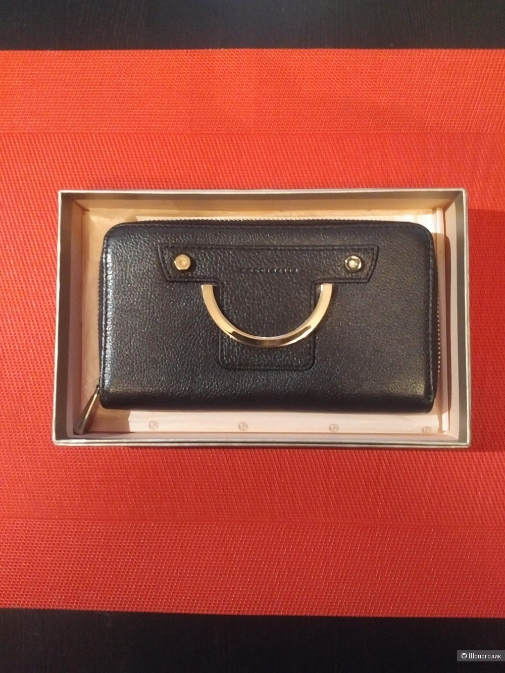 Кошелек бренда Coccinelle, размер 10 х 18 см