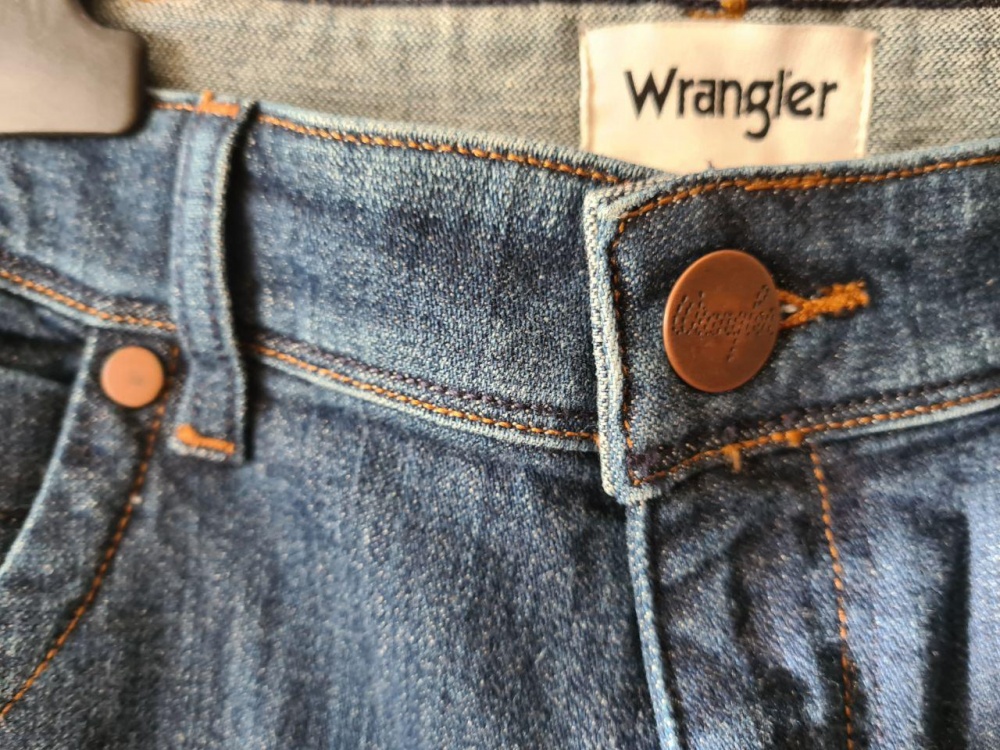 Джинсы Wrangler 32/36