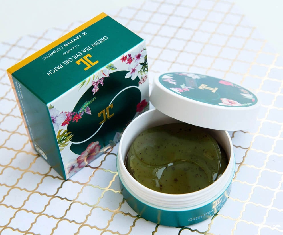 Гидрогелевые патчи с лепестками зелёного чая Jayjun Cosmetic Green Tea Eye Gel Patch