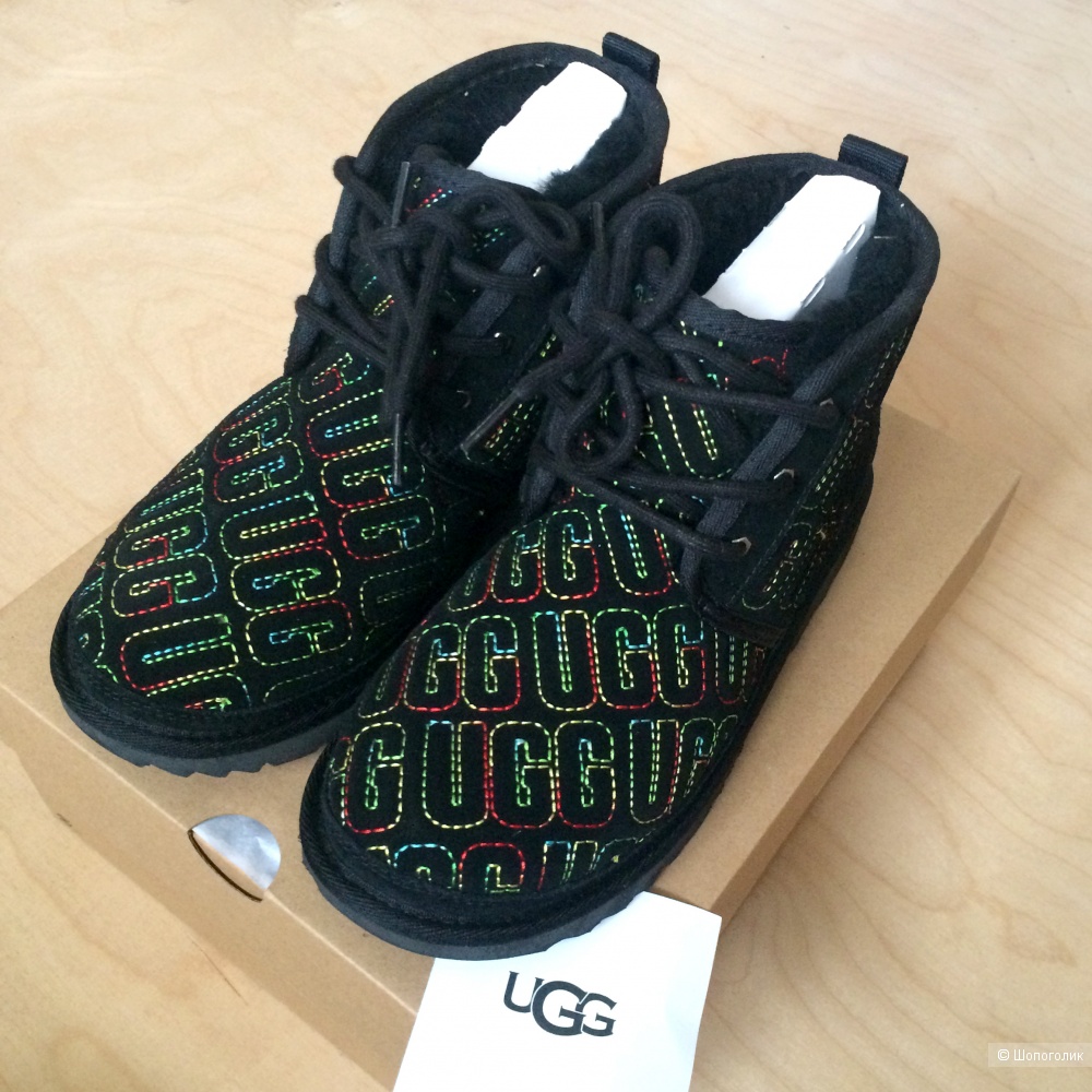 Ботинки UGG Neumel II Graphic Stitch Black размер 36
