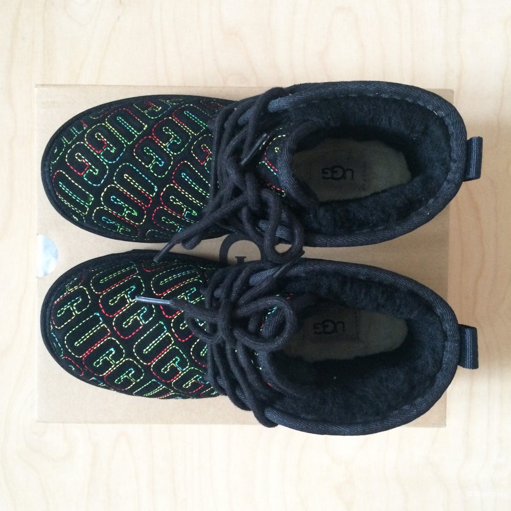 Ботинки UGG Neumel II Graphic Stitch Black размер 36