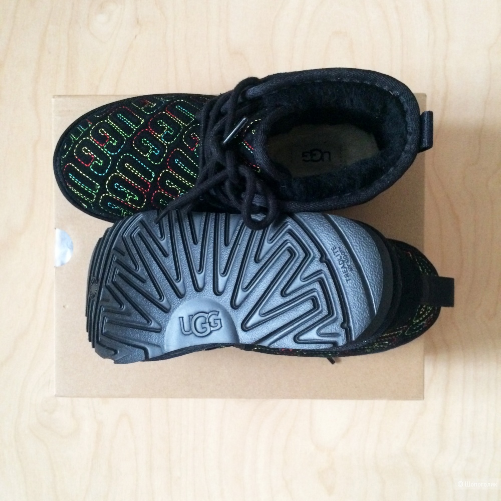 Ботинки UGG Neumel II Graphic Stitch Black размер 36