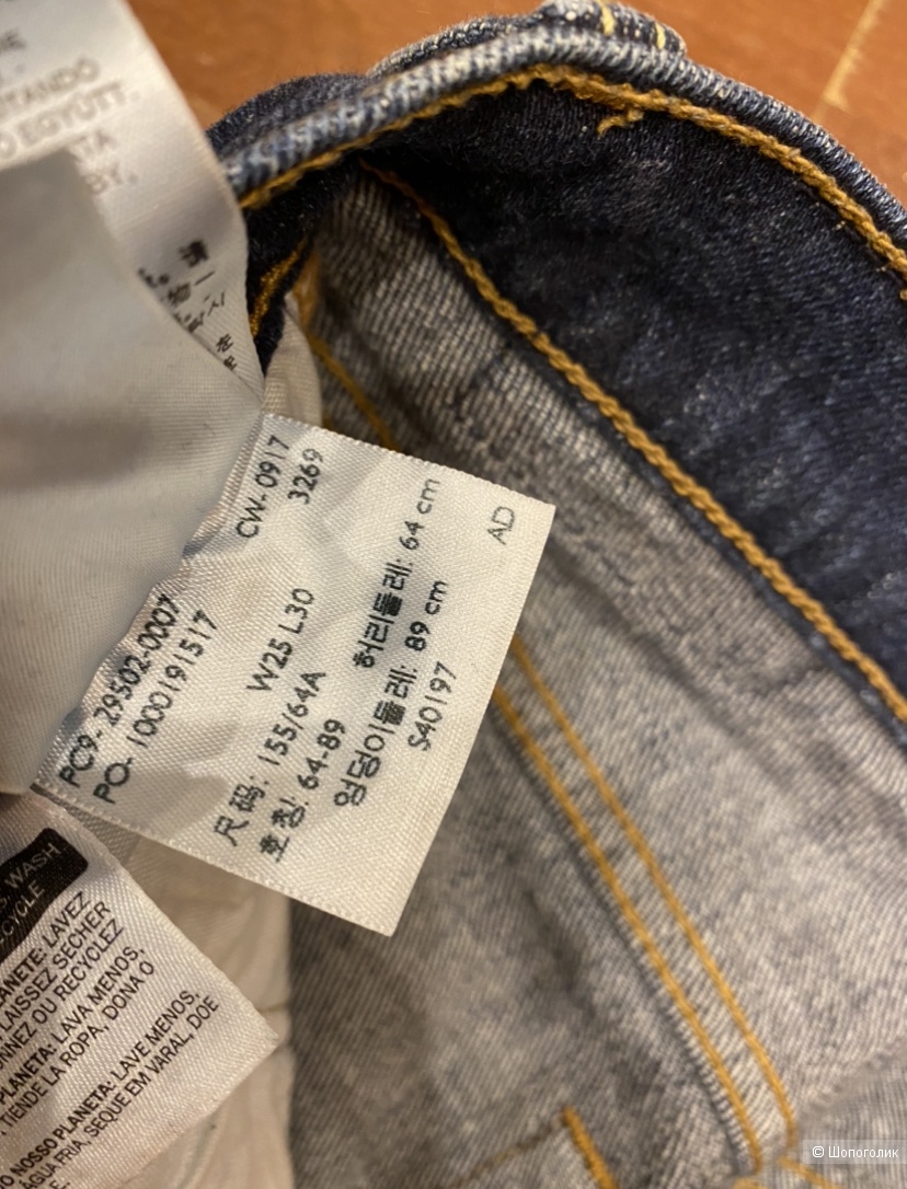 Джинсы Levi’s размер W25