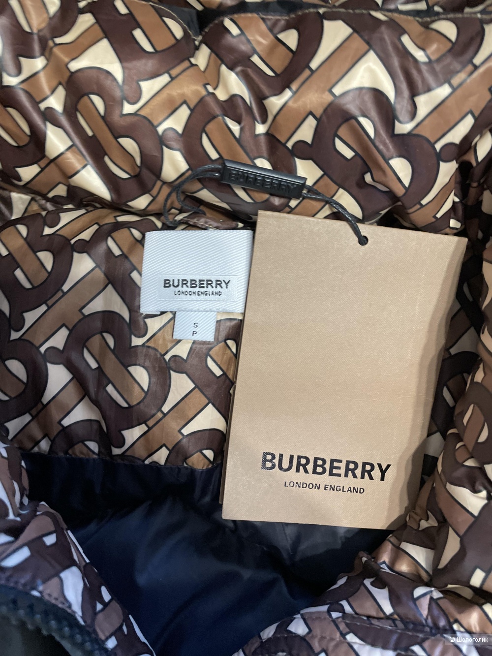 Пуховик Burberry, размер S