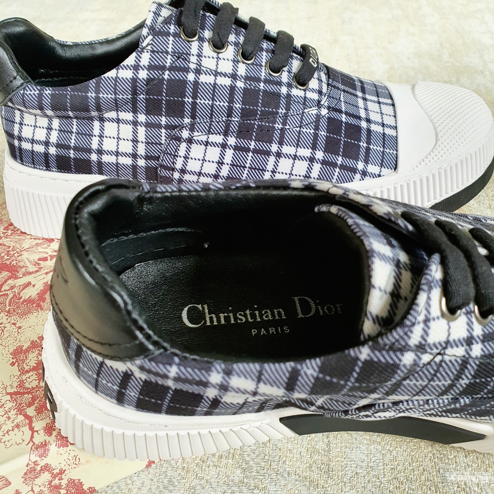 Кроссовки Christian Dior черно-белые 36\37\37,5 размер
