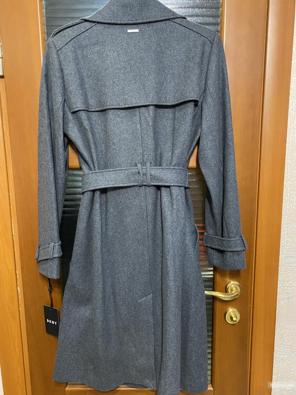 Пальто DKNY, размер L/10US/42EUR