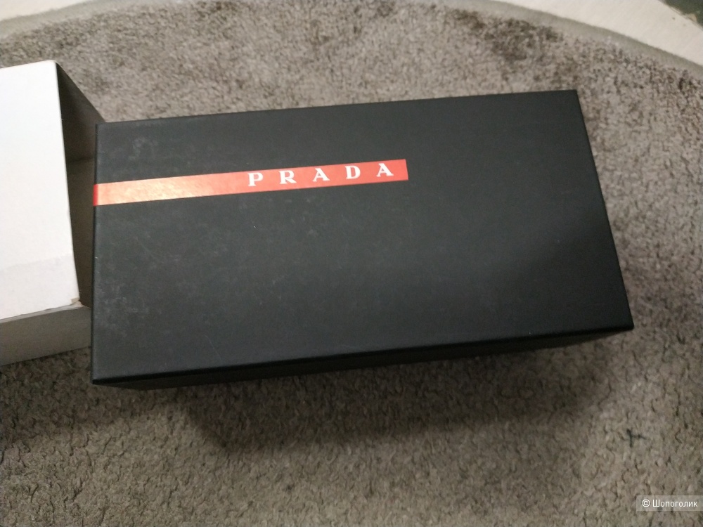 Очки солнцезащитные Prada