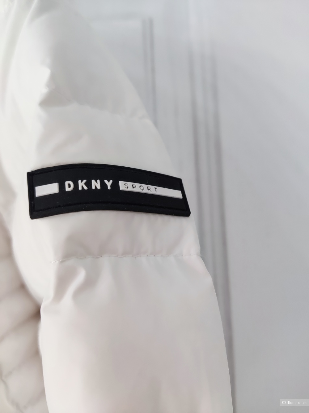 Пуховик DKNY, S/M
