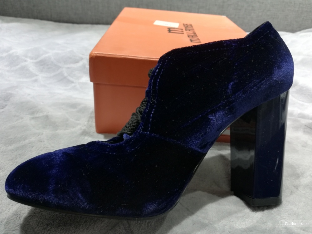 Женские ботинки турецкой фирмы MALLANEE, размер 39.