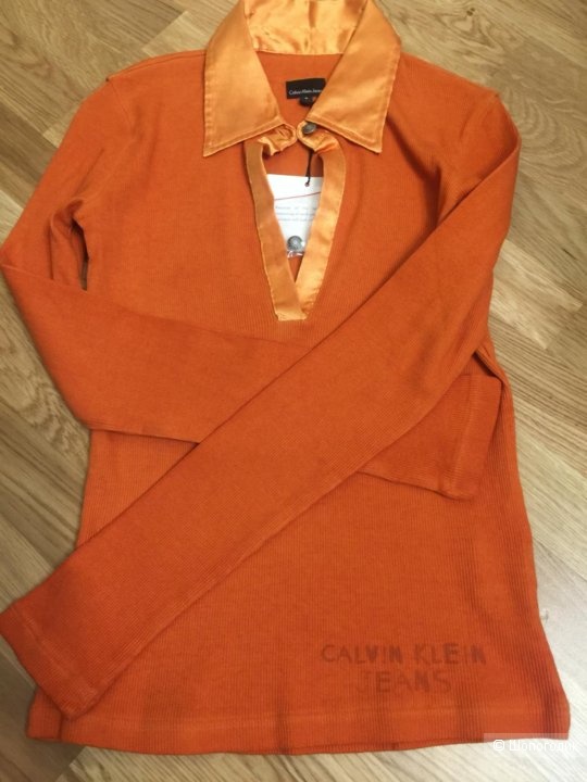 Лонгслив Calvin Clein размер S-XS