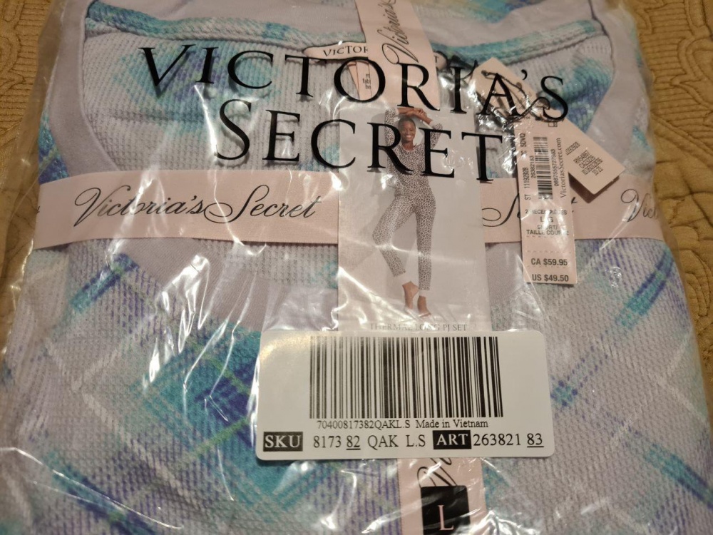 Пижама Victoria's Secret L (48)