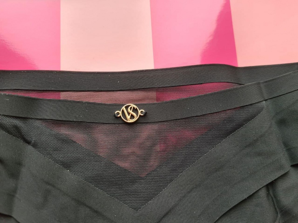 Комплект белья Victoria's Secret 32D/M