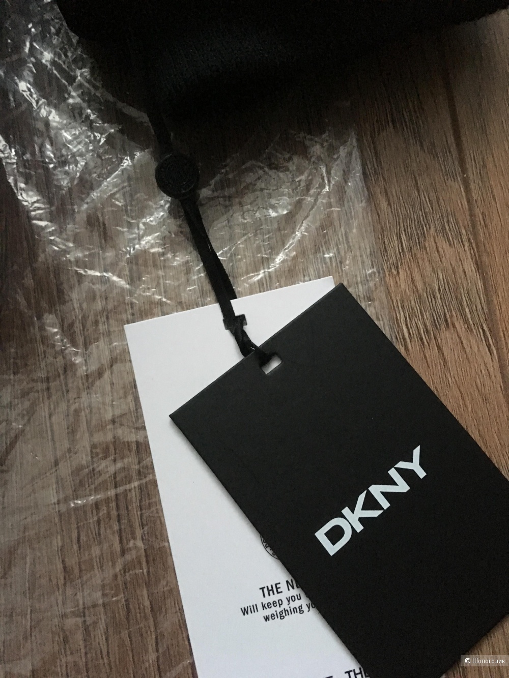 Пуховик DKNY размер 46-48