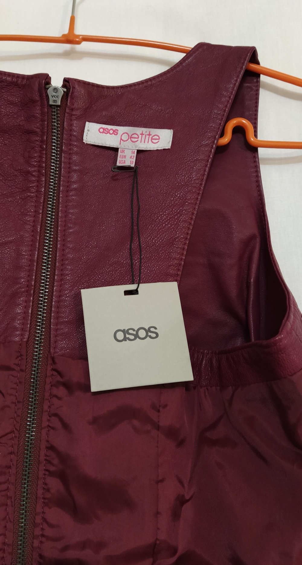 Кожаное платье Asos, M примерно