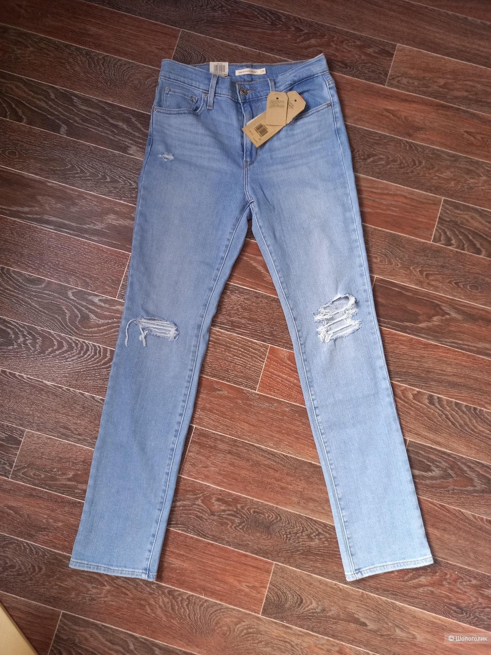 Джинсы Levis 28 размер