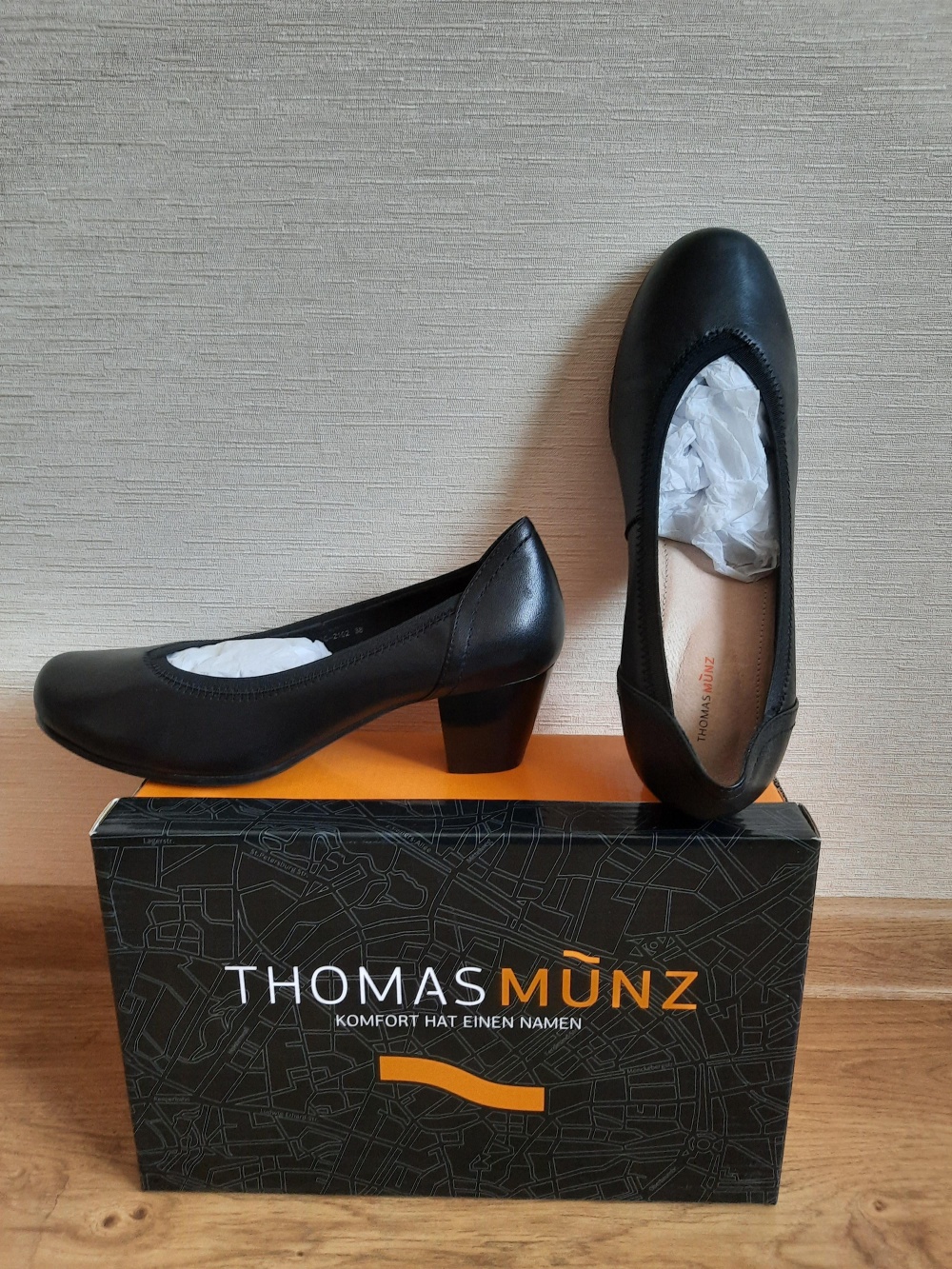 Туфли женские Thomas Munz р. 38  по стельке 25см