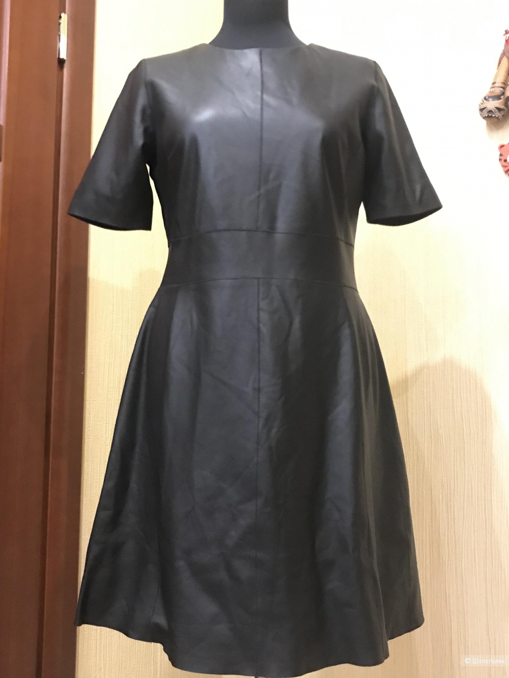 Кожаное платье Massimo dutti, размер М
