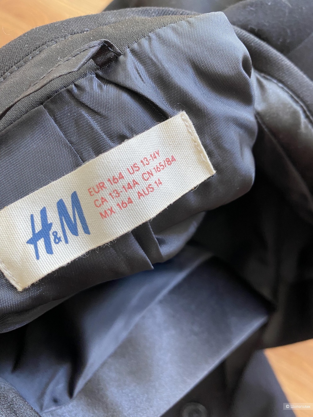 Пиджак H&M на мальчика H&M 13-14 лет.