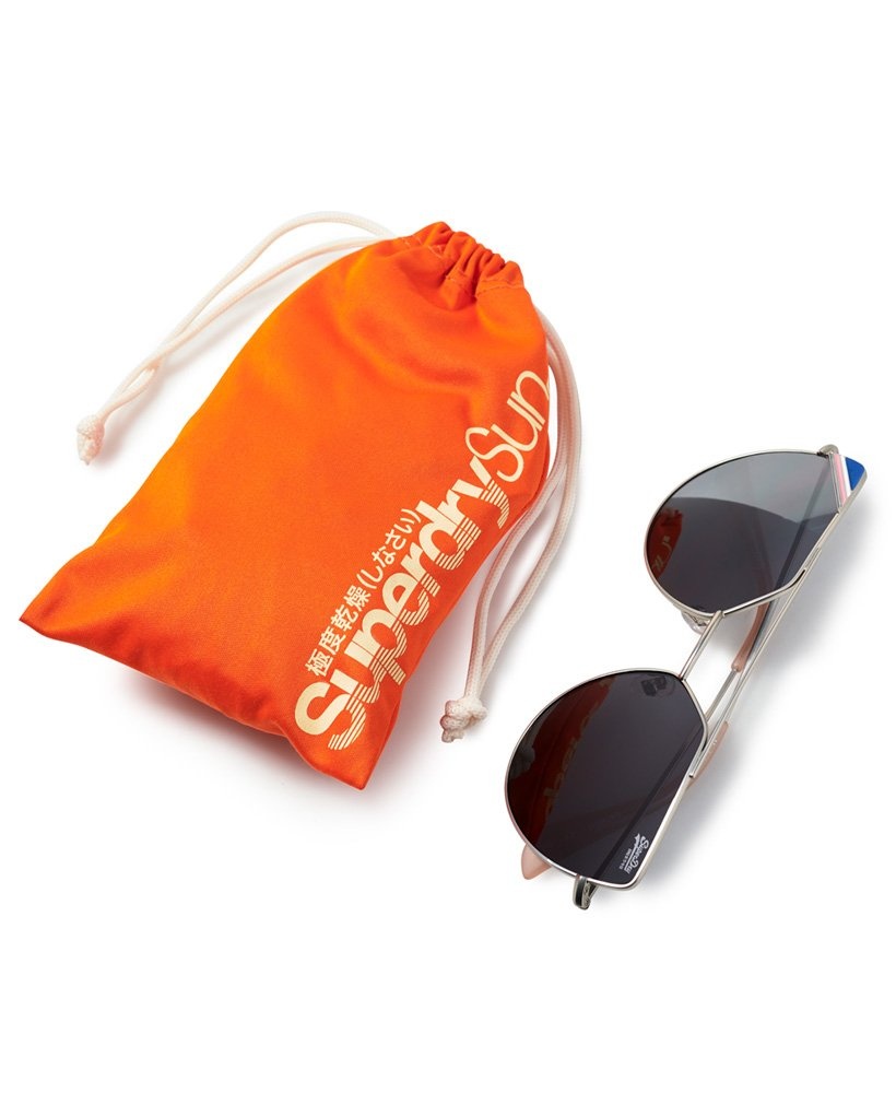 Солнцезащитные очки от Superdry