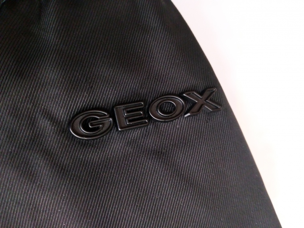 Пуховик Geox размер 40it - S