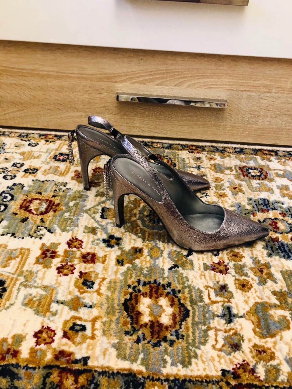 Туфли CHARLES AND KEITH.Размер 37-38.