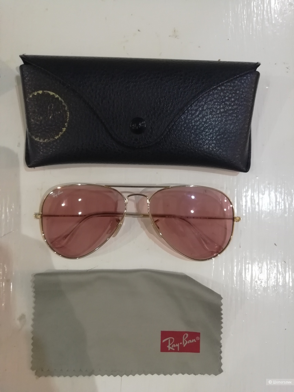 Очки Ray Ban.