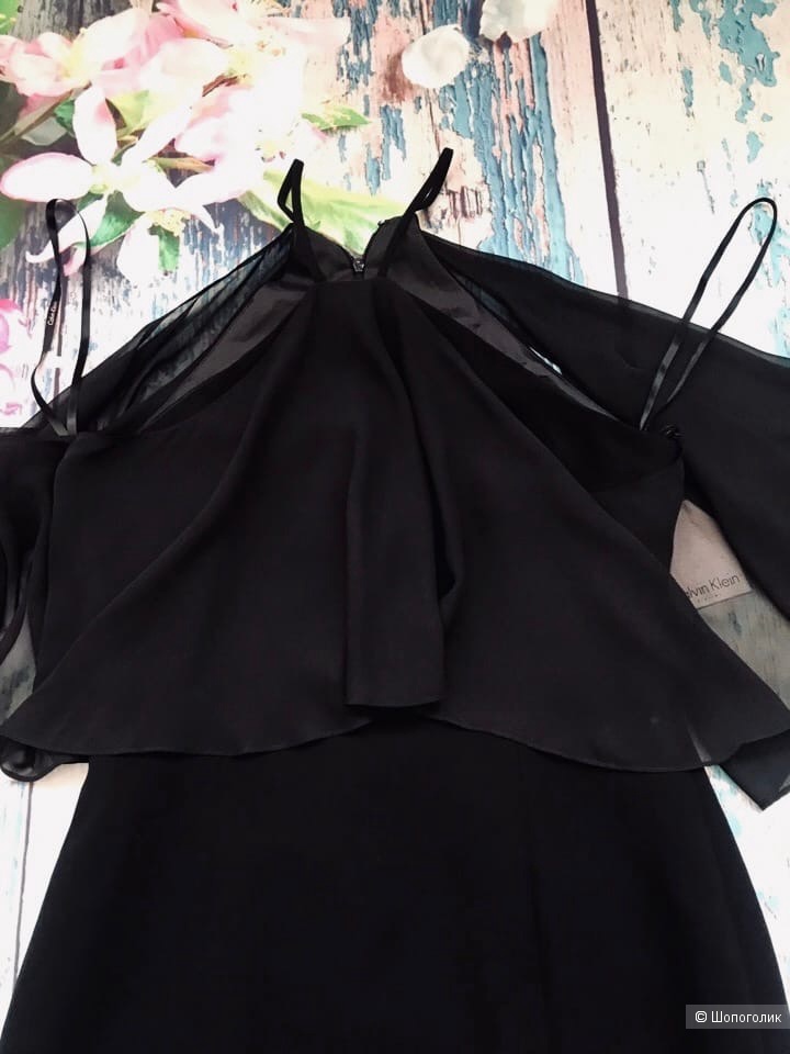 Чёрное платье футляр от Calvin Klein М