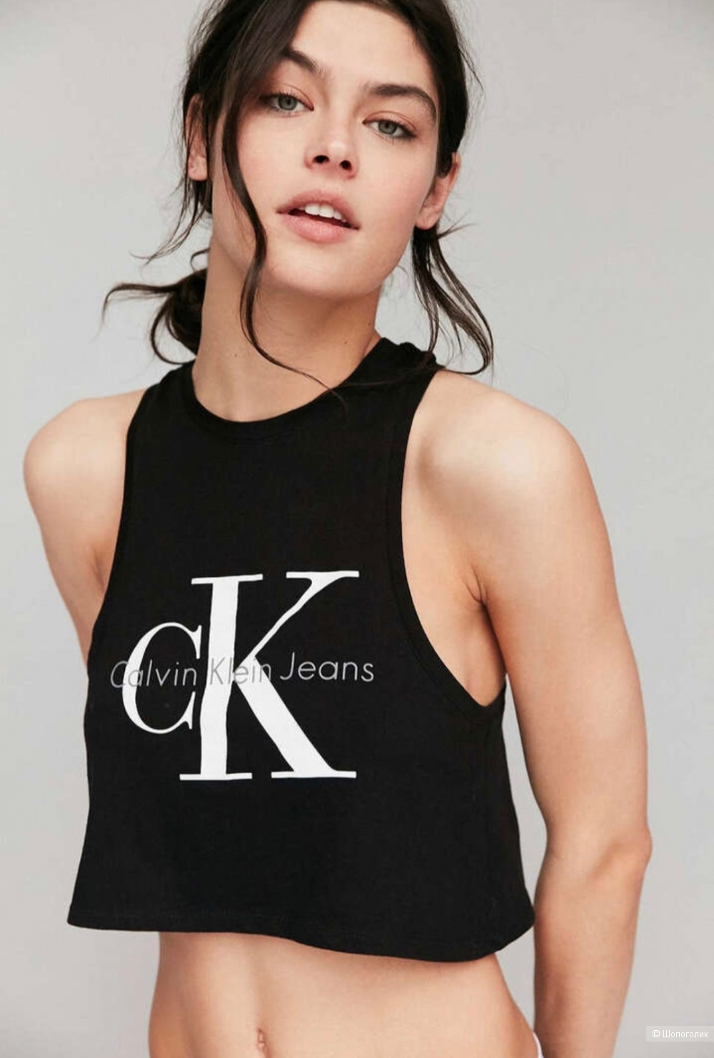 Майка Calvin Klein, 46