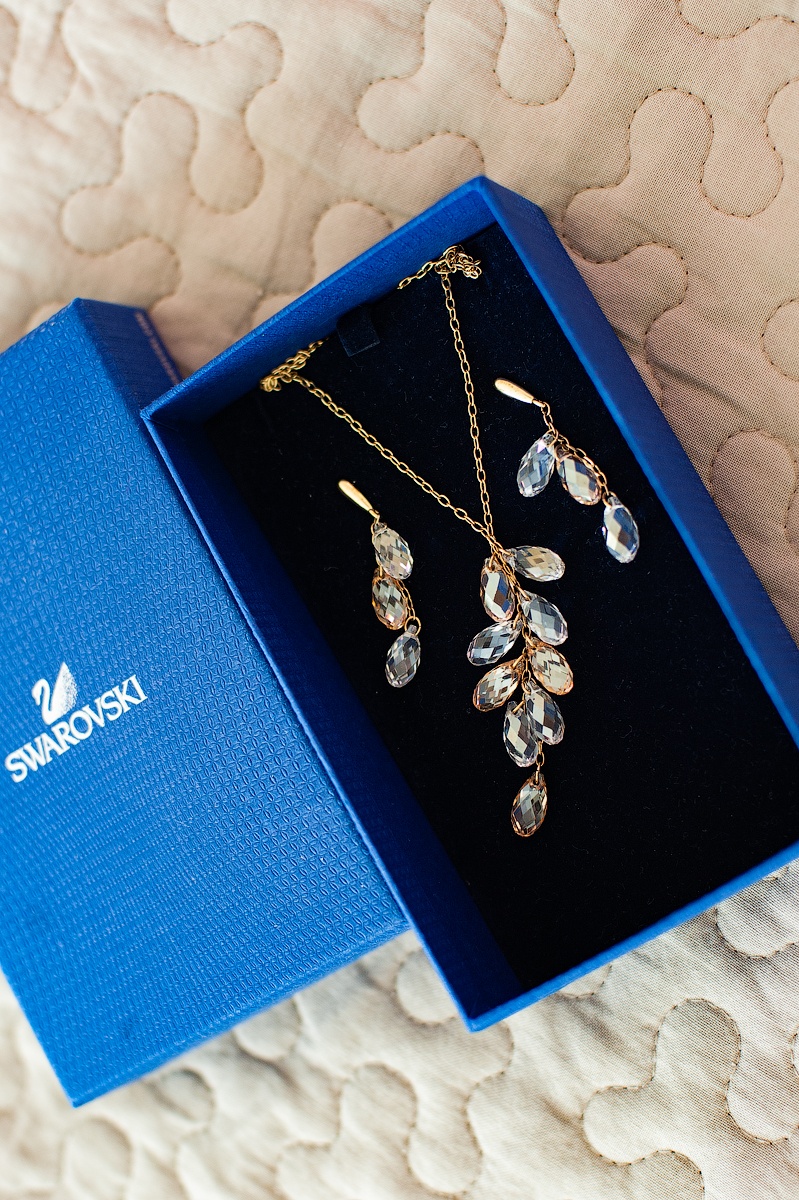 Колье и серьги Swarovski
